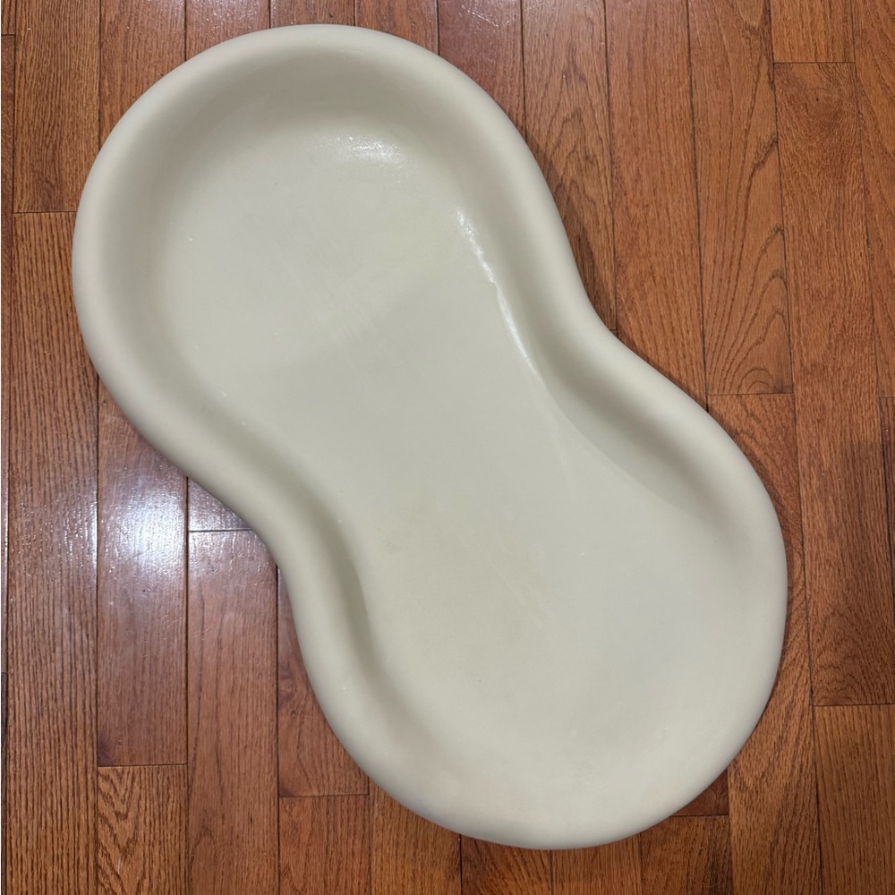 Keekaroo Peanut Changer in Vanilla